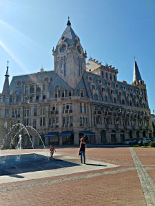 Europe Square, fountain