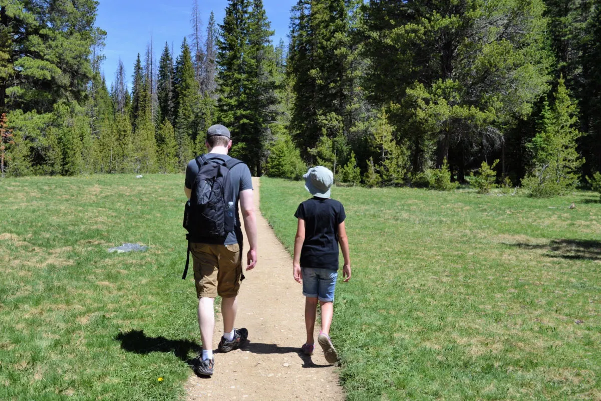 Hiking in Rocky Mountain National Park #grandlakecolorado #rmnp