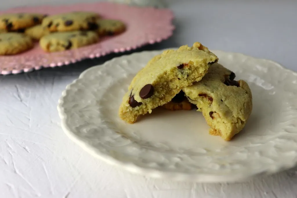 Best chewy keto chocolate chip cookies, broken cookie