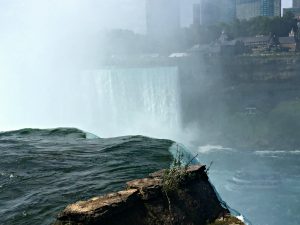 Niagara Falls with the Maid of Mist boat below. #operationuspark #explorermomma