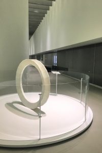 White circle display, Corning Museum of Glass #cmog #modernart