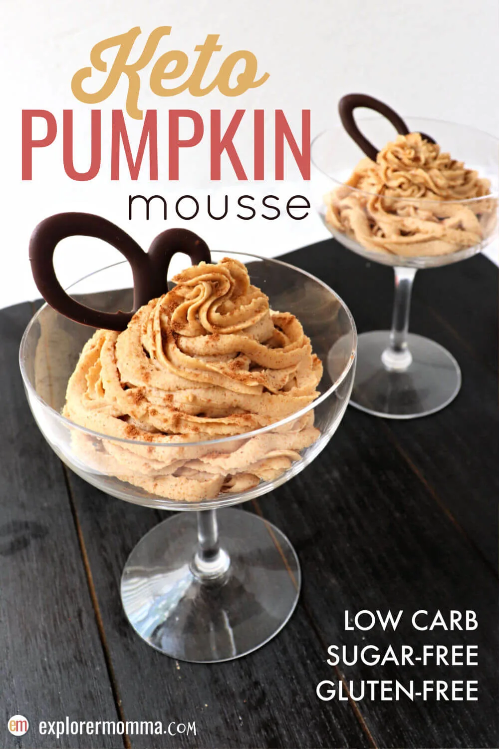Easy whipped keto pumpkin mousse blends delicious creamy mascarpone cheese with pumpkin spice fall flavors. The perfect low carb dessert for a keto diet. #ketopumpkinspice #ketodessertrecipes #lowcarbdesserts