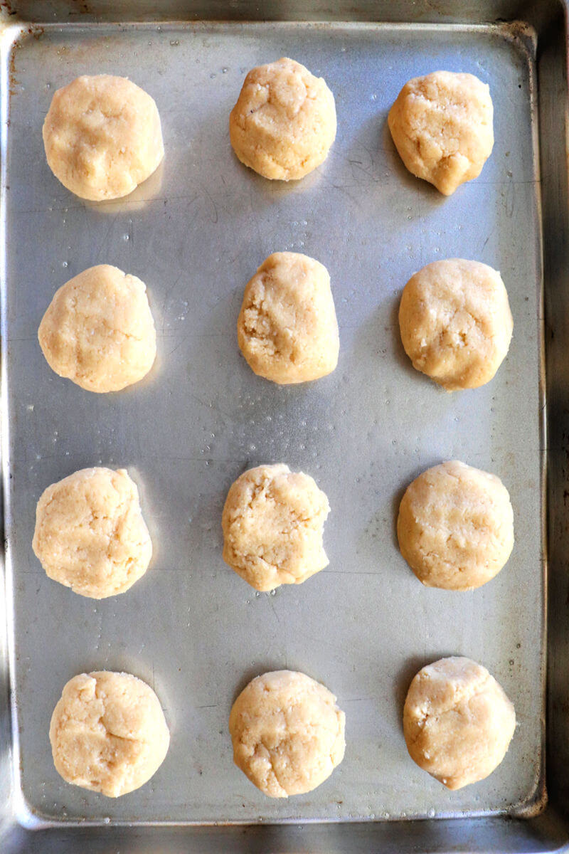 Garlic Parmesan Keto Biscuits to be baked #ketorecipes #ketorolls