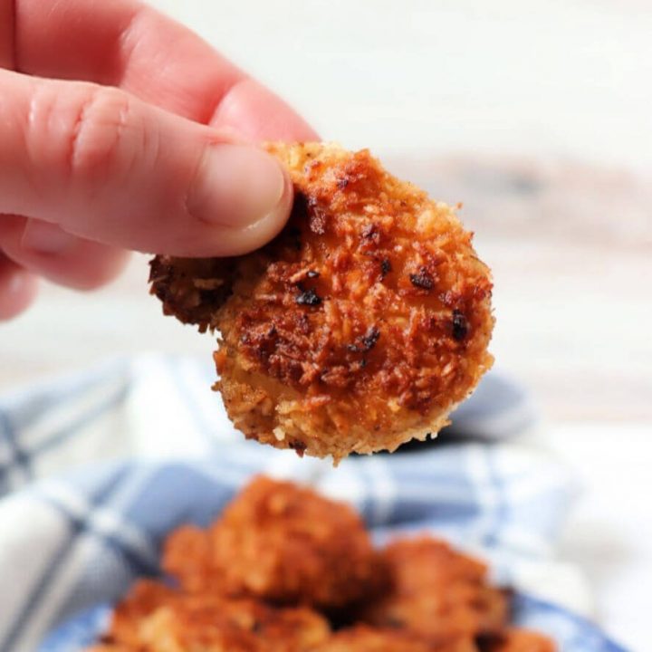 Keto coconut shrimp is easy and delicious. Completely gluten-free, sugar-free, and the perfect coconut flavor. #ketorecipes #ketococonutshrimp