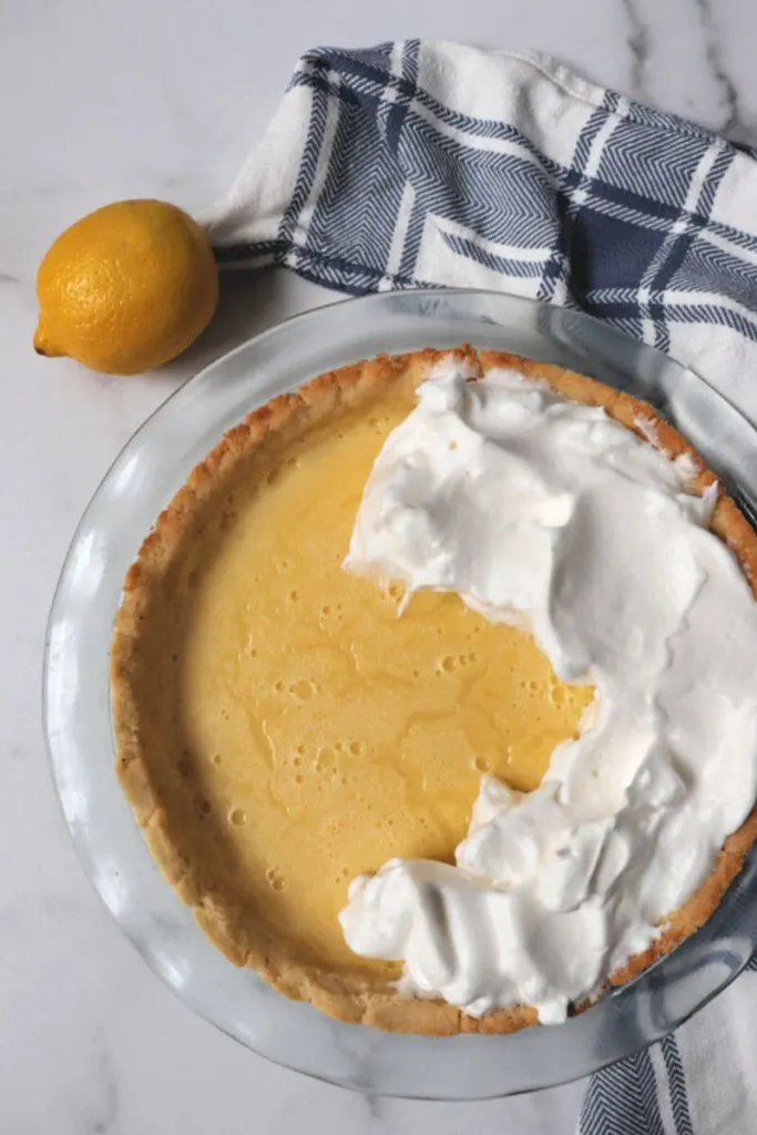 Sugar-free meringue to put on the lemon pie