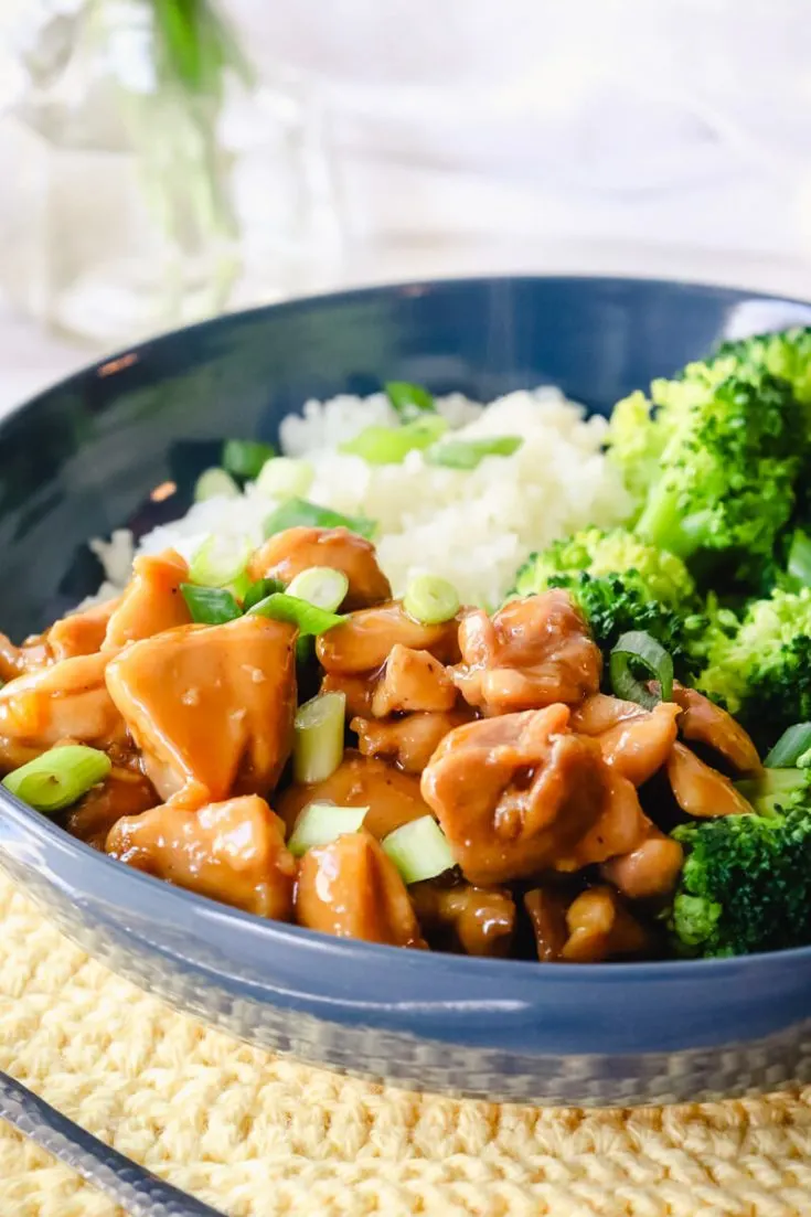 Keto teriyaki chicken with broccoli