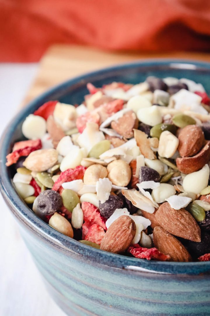 Easy Sweet Keto Trail Mix {Low Carb} Explorer Momma