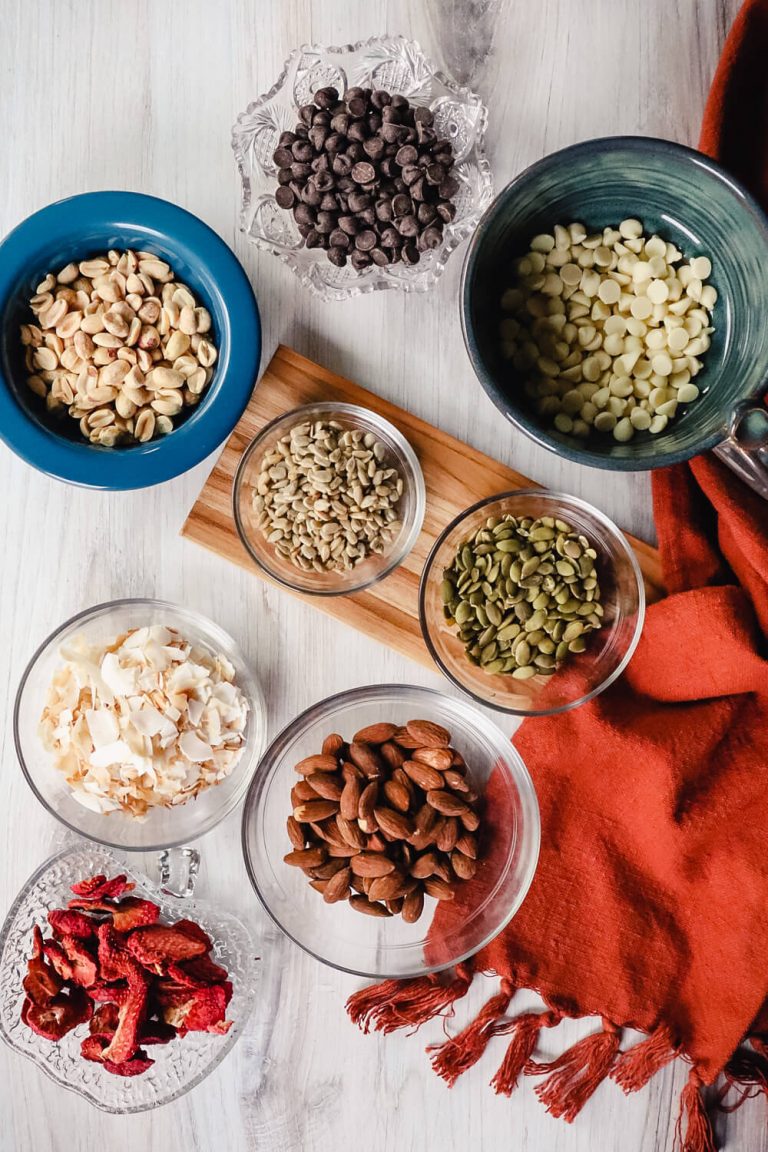 Easy Sweet Keto Trail Mix {Low Carb} Explorer Momma