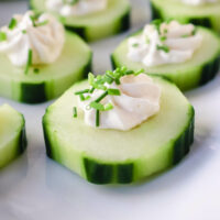 Plate with keto cucumber bites