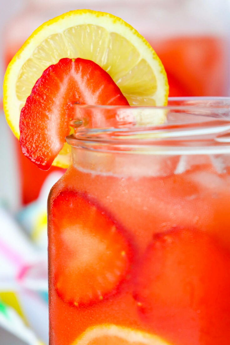 Close up of a glass of keto strawberry lemonade