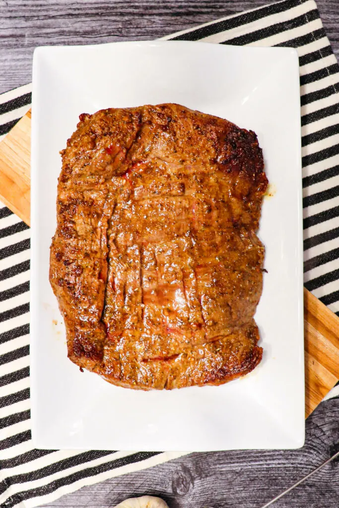 Overhead view of keto flank steak