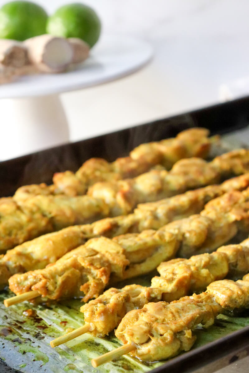 Low carb chicken skewers with steam coming off them