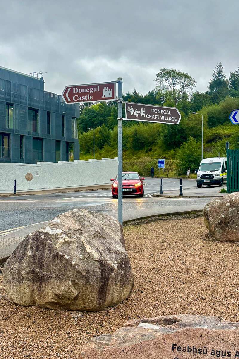 A crossways in Donegal town with the brown street sign