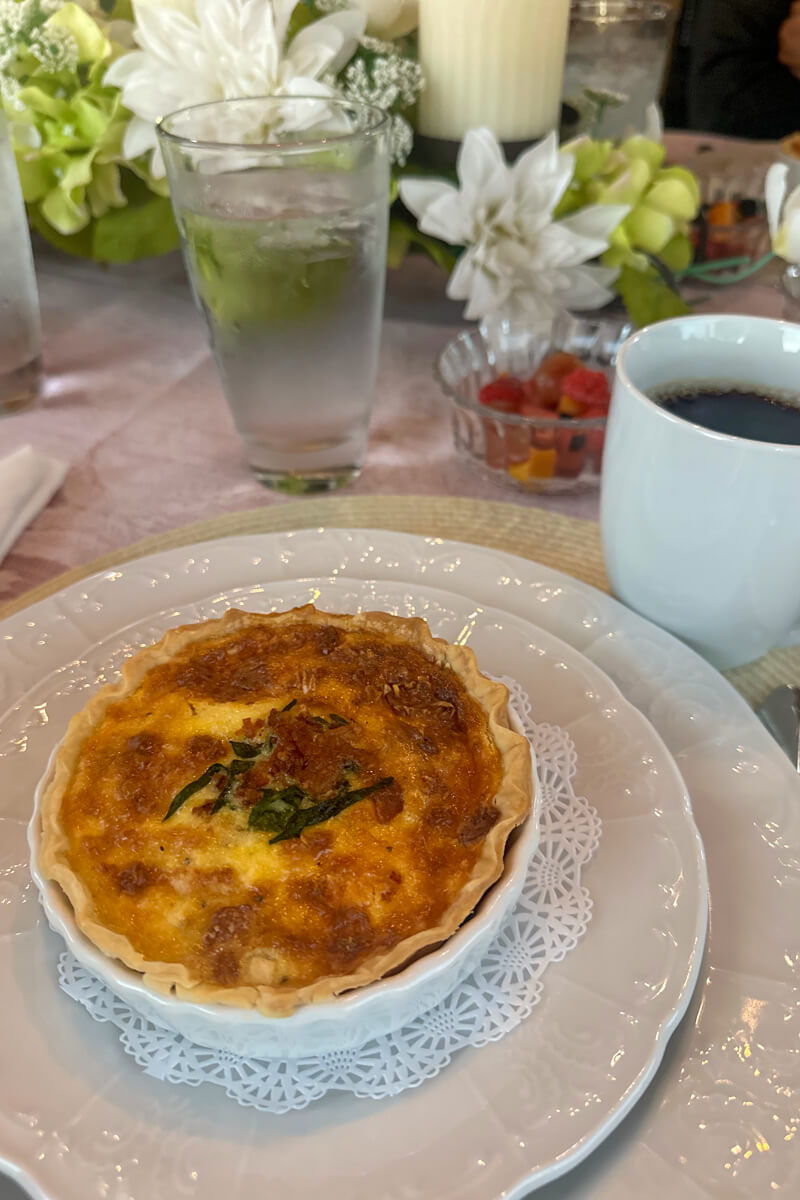Front view of the quiche and coffee breakfast at Clover Ranch