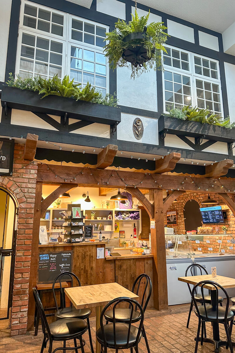 A European style storefront that's an ice cream store